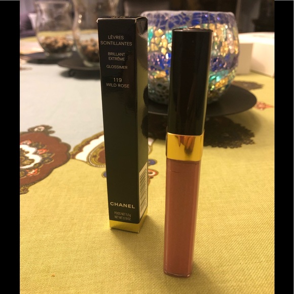CHANEL Other - CHANEL Lip gloss